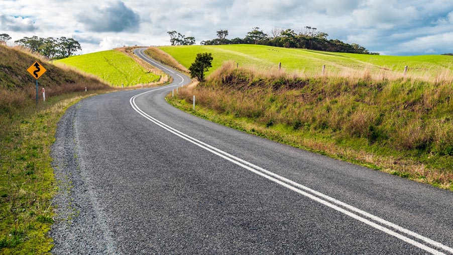winding road through adelaide hills